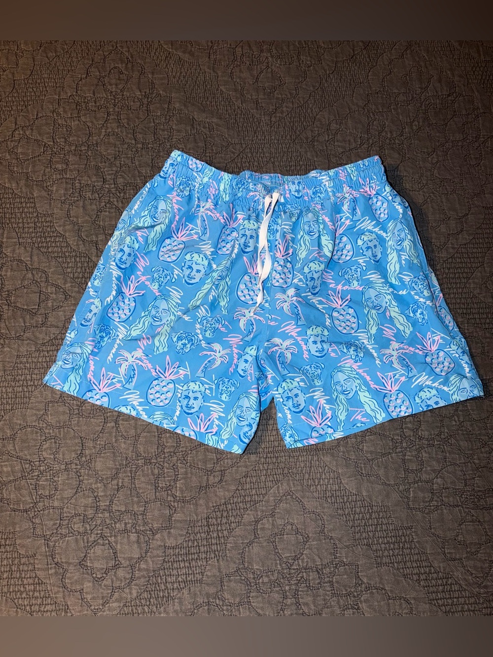 Chubbies “The Mahomes" Swim Trunks Men’s Size-L Inseam-5.5”